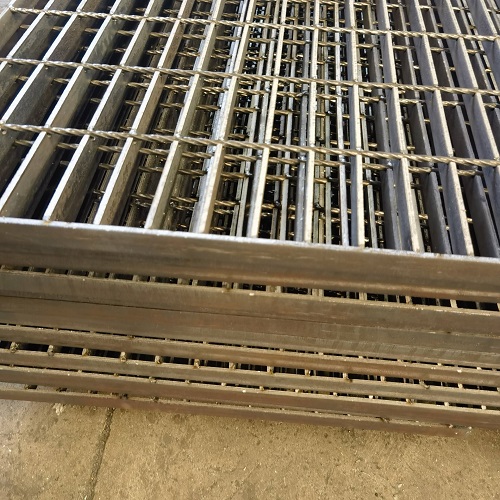 鋼格柵鋼格板的優(yōu)勢與用途應(yīng)用場景