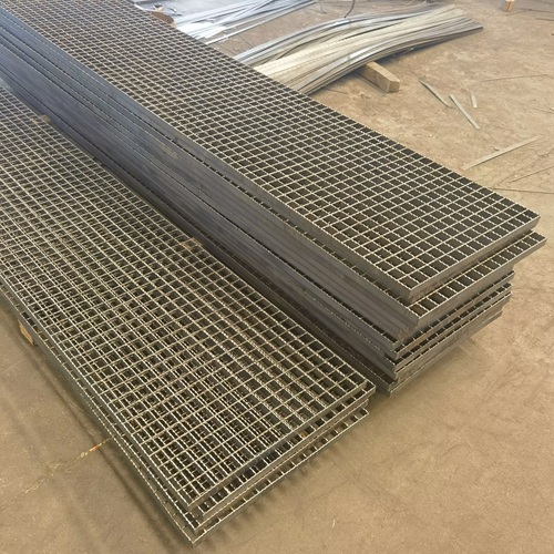 為什么說鋼格柵是工程建設(shè)的 “全能選手”？