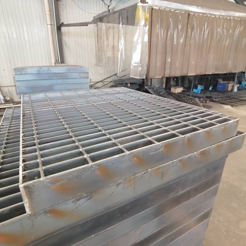 智能工廠里的鋼格板，不只是鋪地那么簡單