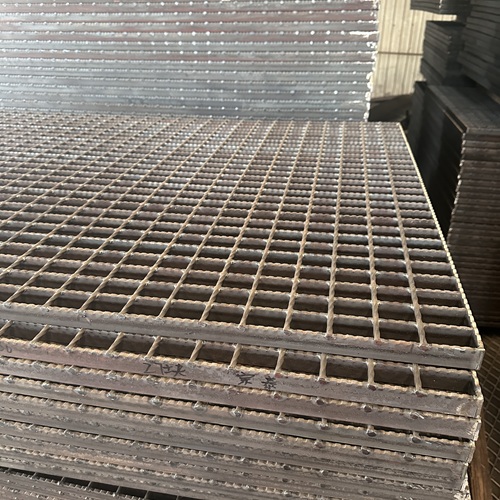 別小看它，這塊鋼格柵板背后藏著大學(xué)問(wèn)