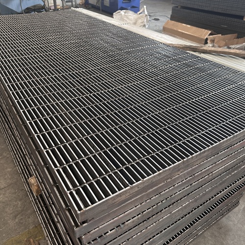 鋼格板采購只看價格？90%的人栽在這一點(diǎn)上